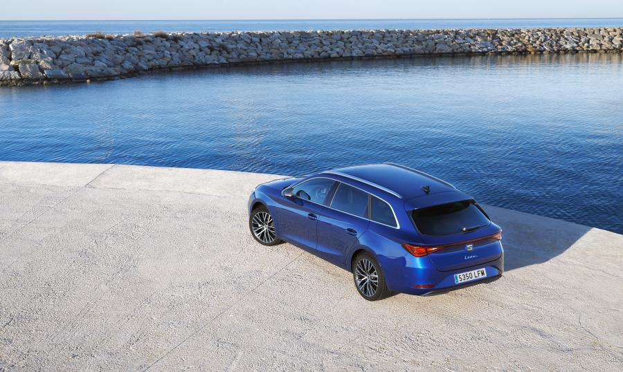  Seat Leon Sportstourer Xcellence 2020 года  (WW) (фото 34 из 34)